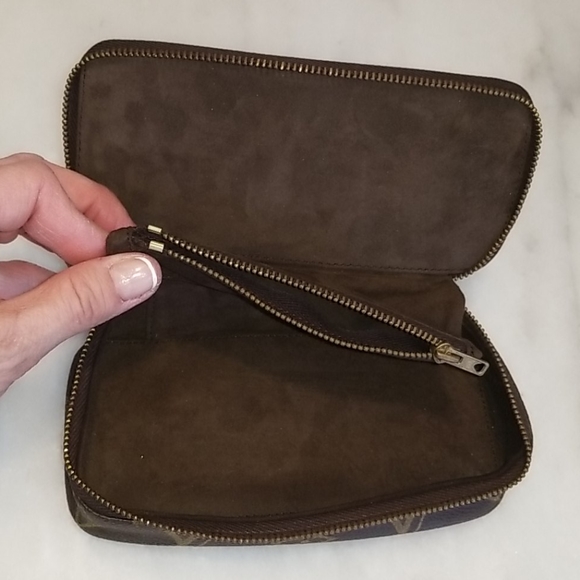 Louis Vuitton Vintage RARE MonteCarlo Jewelry Case - Picture 15 of 16